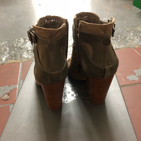 Vince Camuto booties - Picture 4 of 7